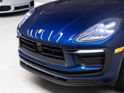 2024 Porsche Macan AWD