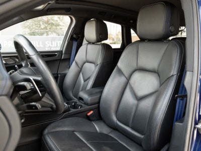 2024 Porsche Macan AWD