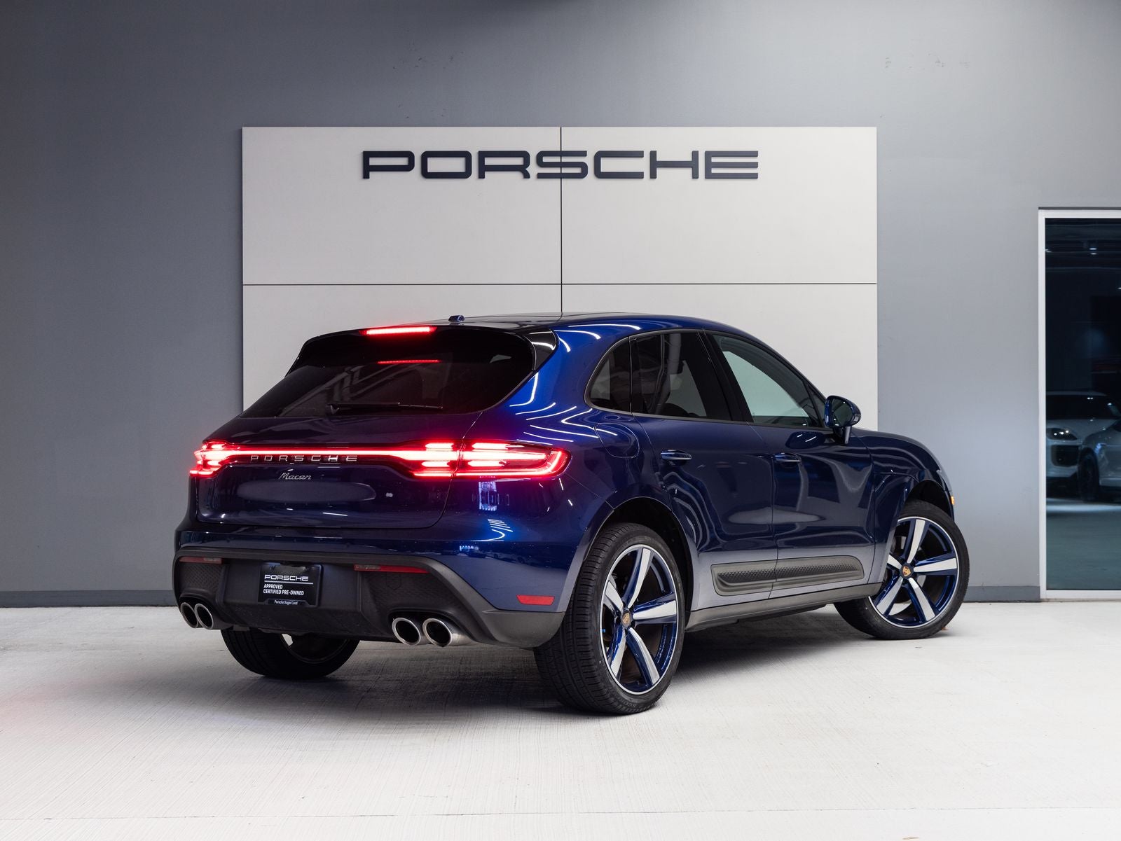 2024 Porsche Macan AWD