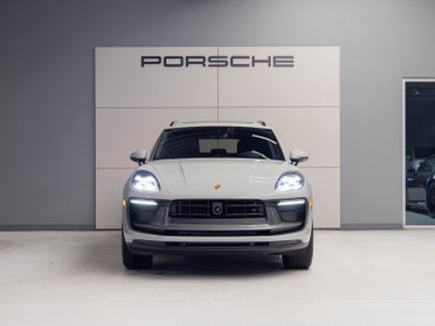 2026 Porsche Macan Macan T