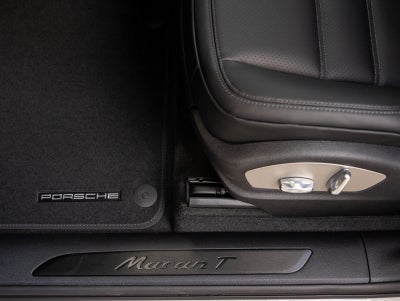 2026 Porsche Macan Macan T