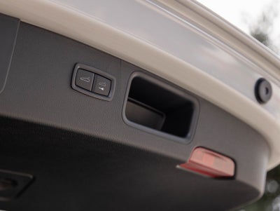 2026 Porsche Macan Macan T