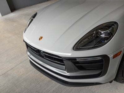 2026 Porsche Macan Macan T