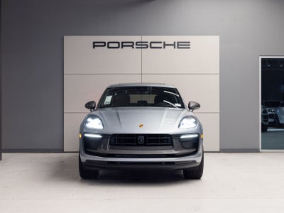 2026 Porsche Macan T