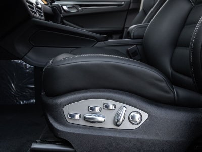 2026 Porsche Macan T