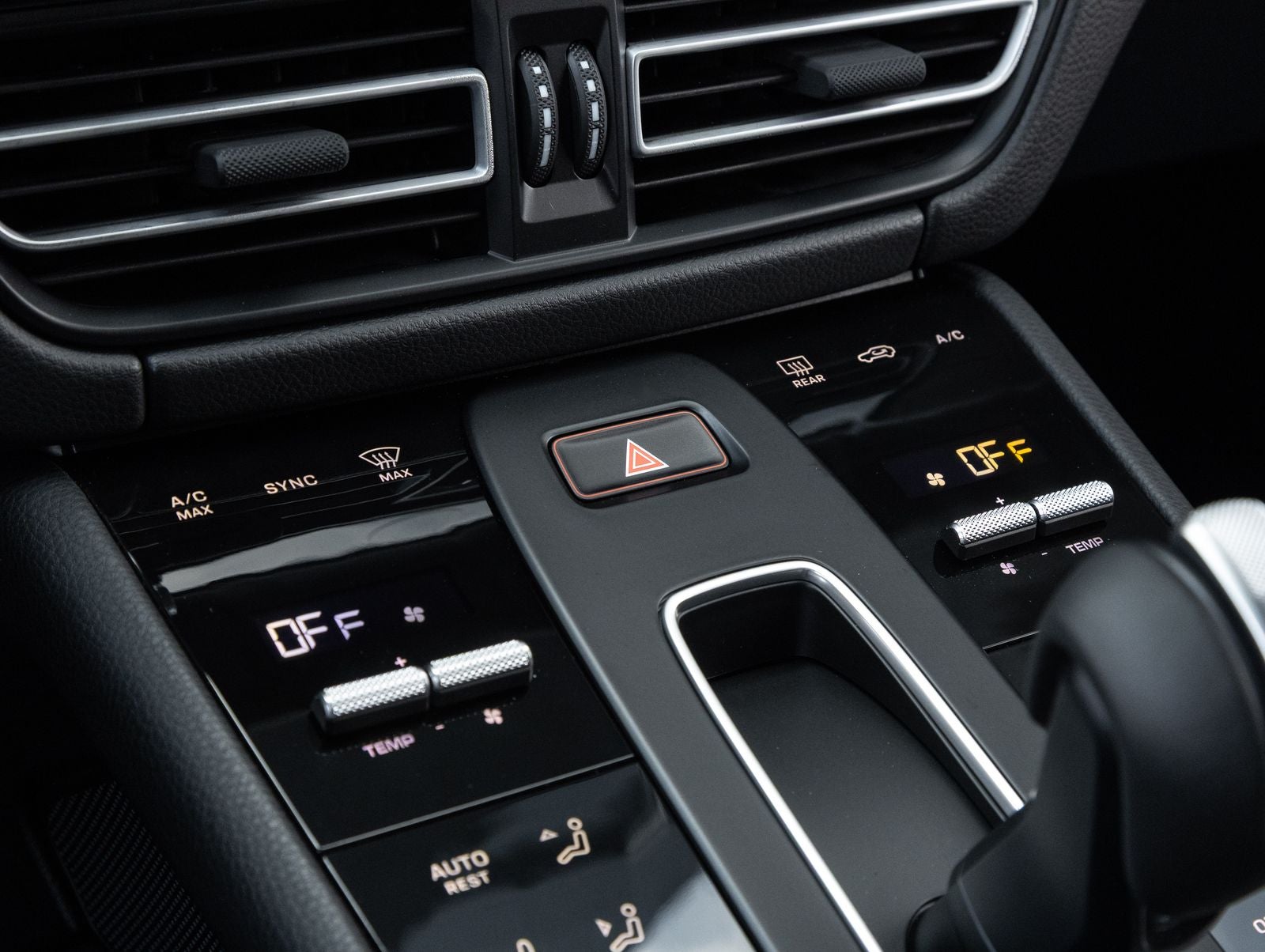 2026 Porsche Macan T