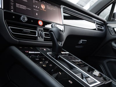 2026 Porsche Macan T
