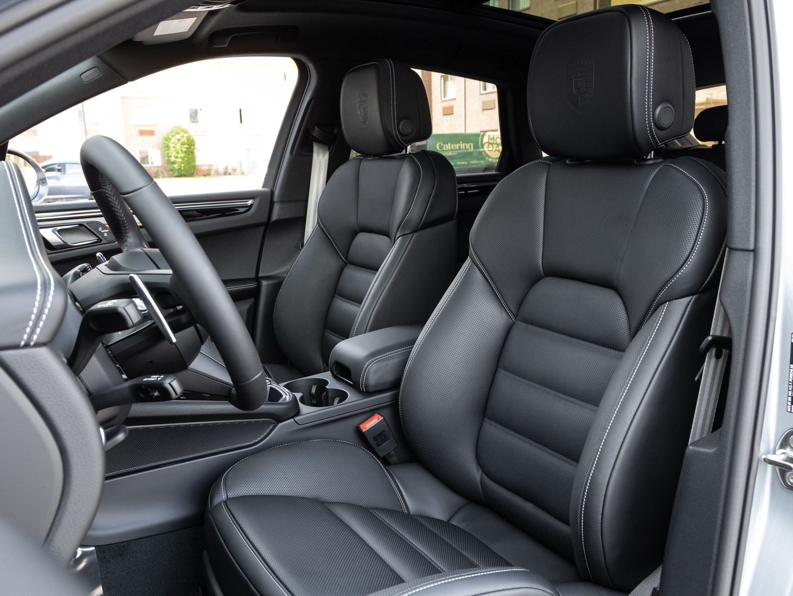 2026 Porsche Macan T