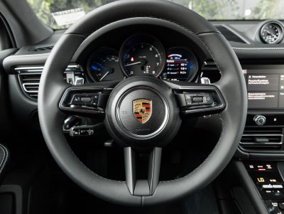 2026 Porsche Macan Macan