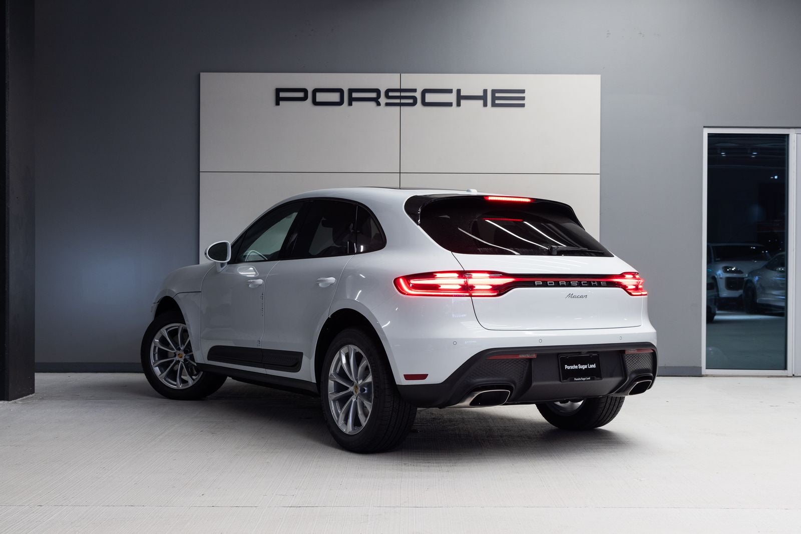 2026 Porsche Macan Macan