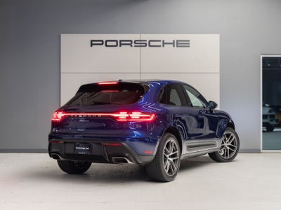 2026 Porsche Macan AWD