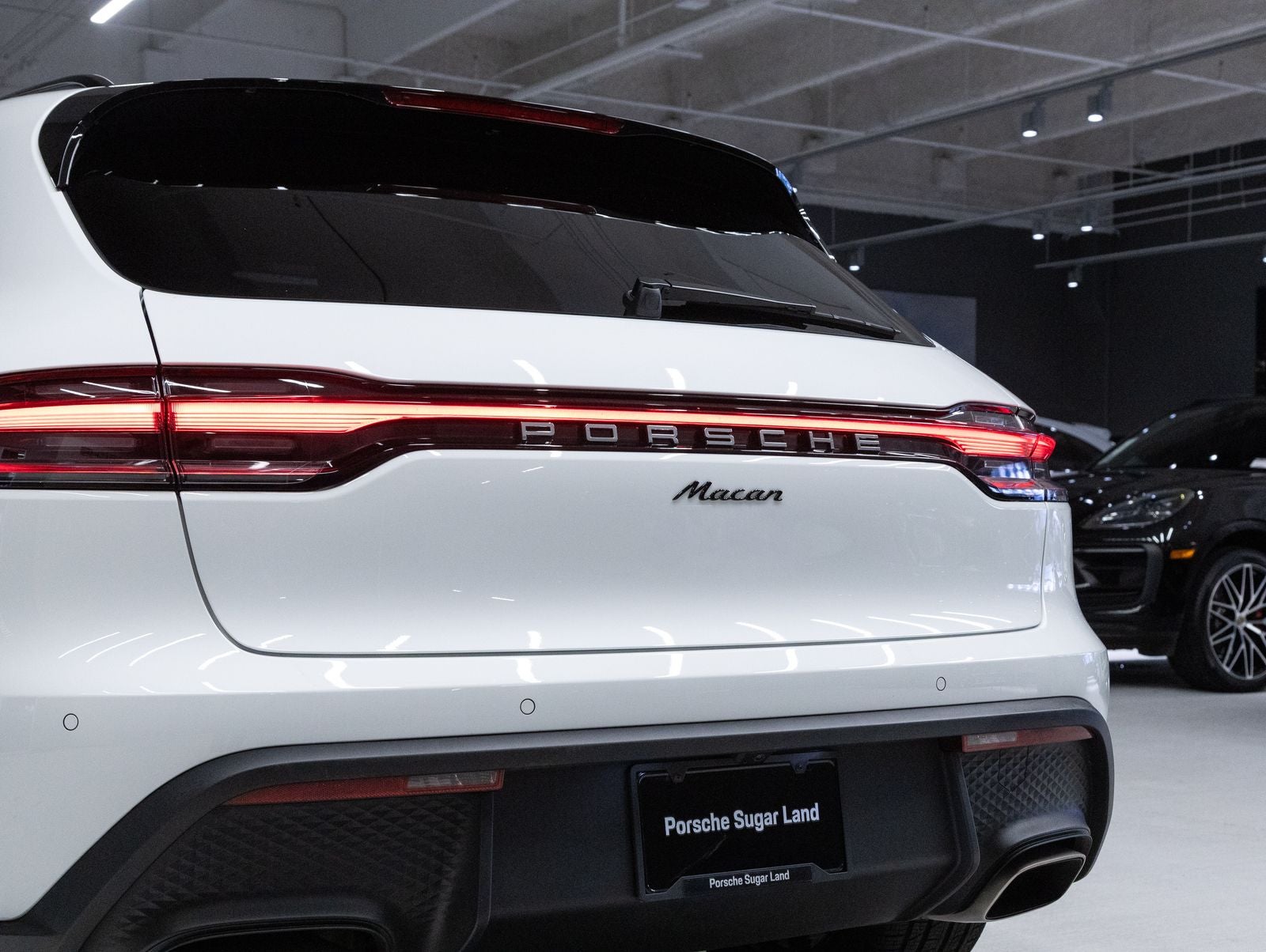 2026 Porsche Macan AWD