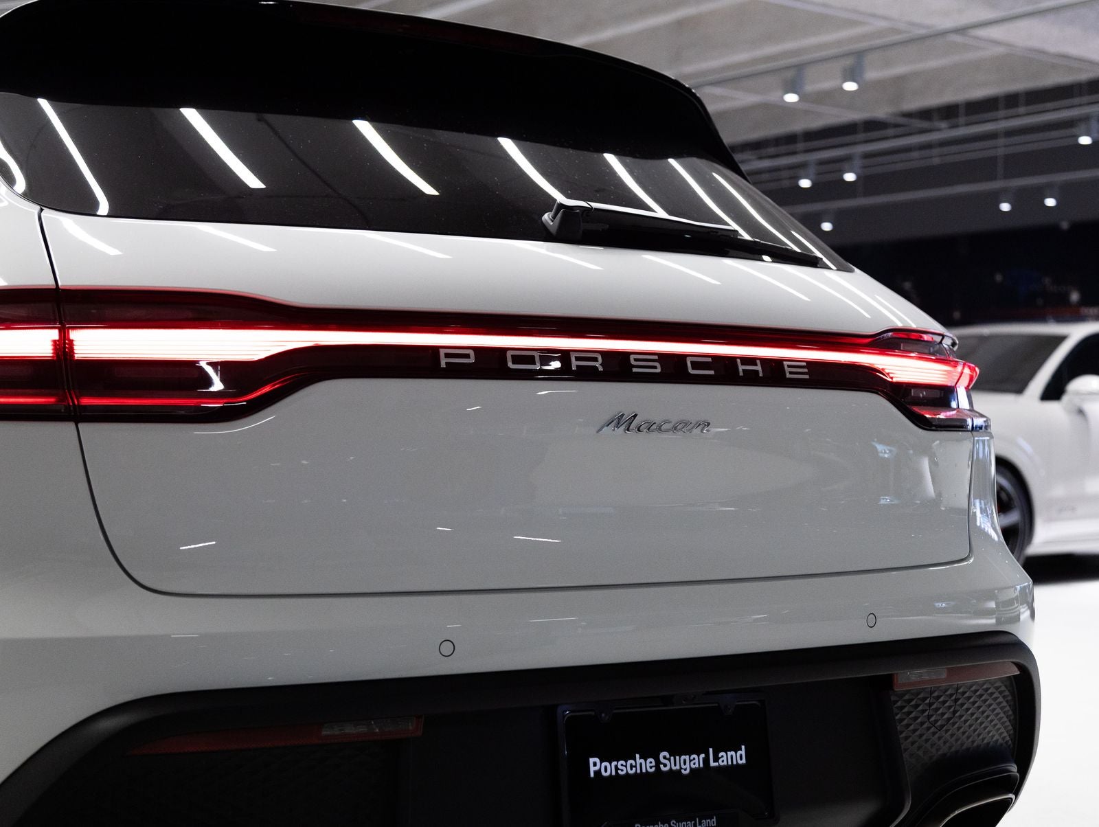 2026 Porsche Macan AWD