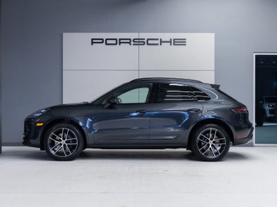 2026 Porsche Macan Macan