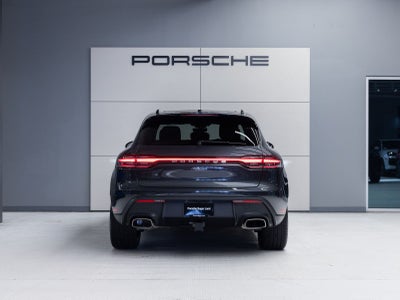 2026 Porsche Macan Macan