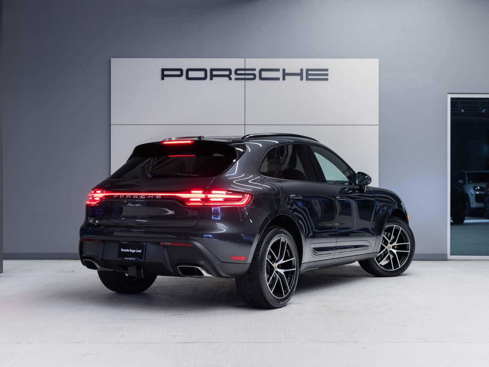 2026 Porsche Macan Macan