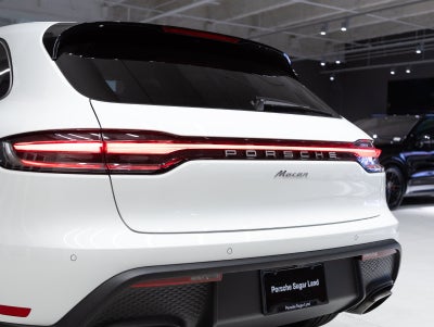 2026 Porsche Macan Macan
