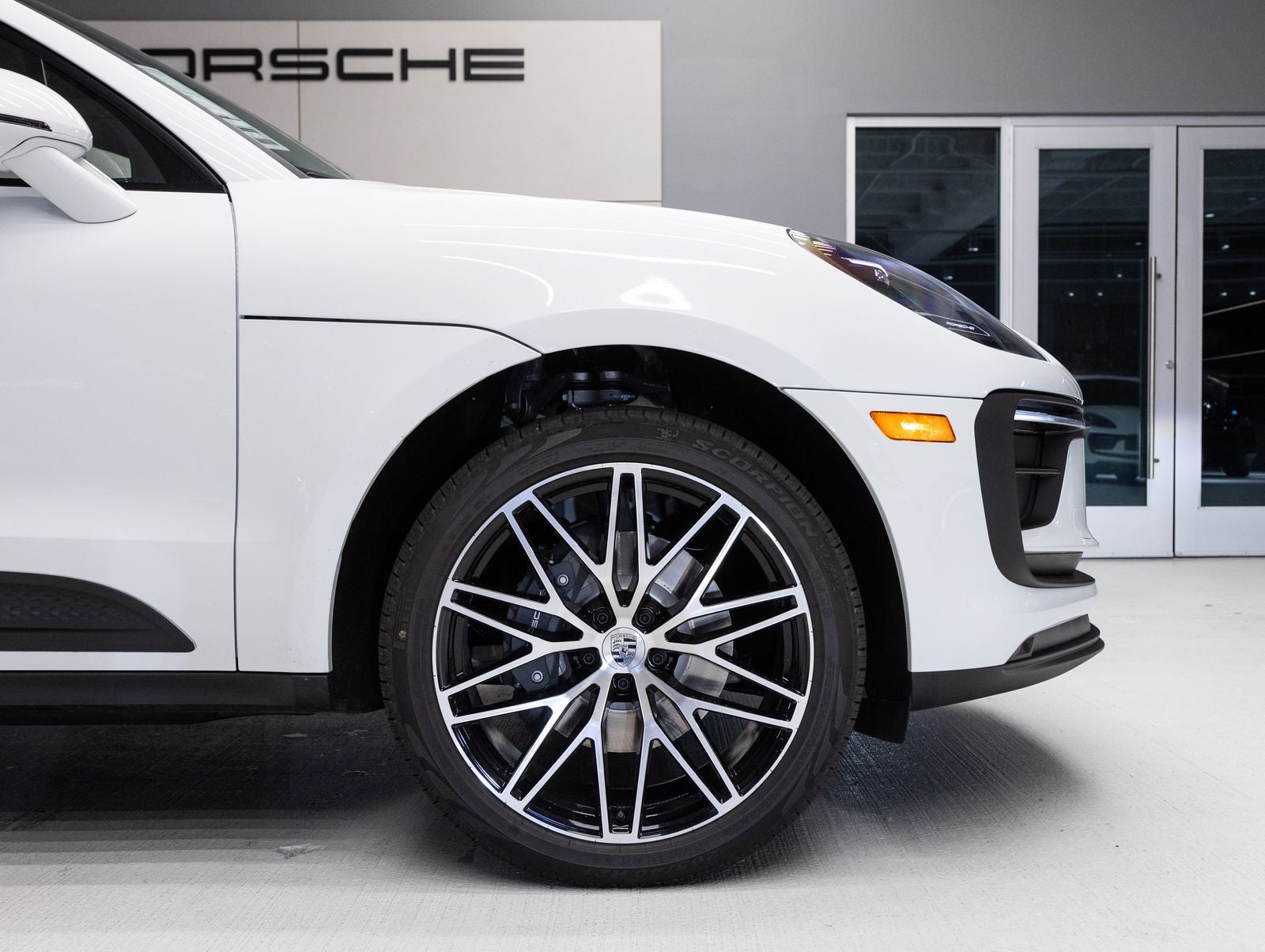 2026 Porsche Macan Macan
