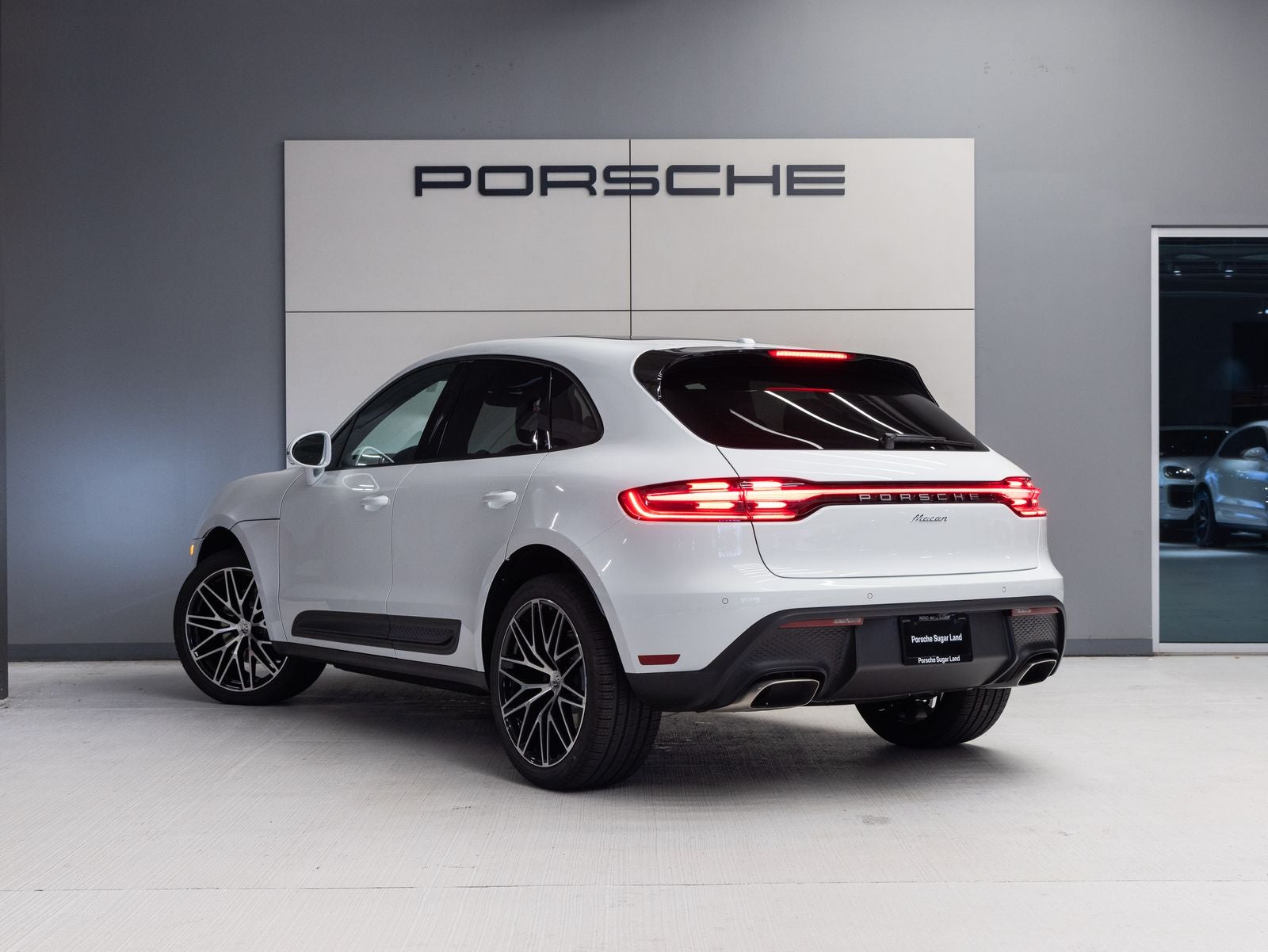 2026 Porsche Macan Macan