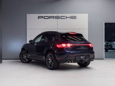 2023 Porsche Macan AWD