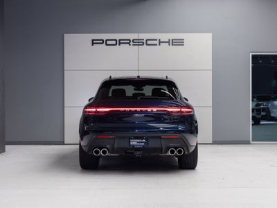 2023 Porsche Macan AWD