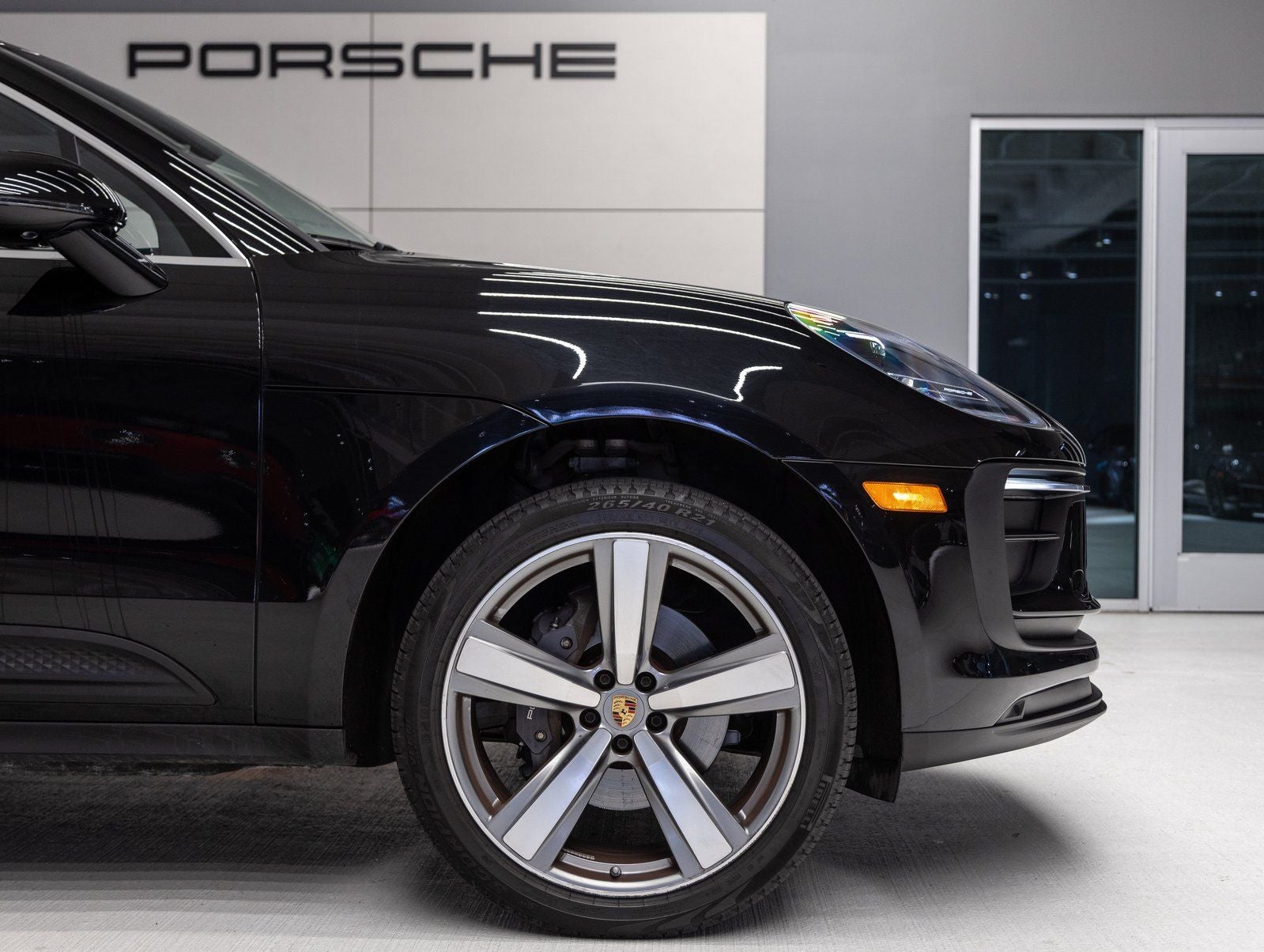 2023 Porsche Macan Macan (MY23)