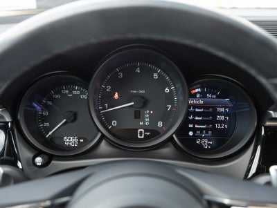 2023 Porsche Macan Macan (MY23)