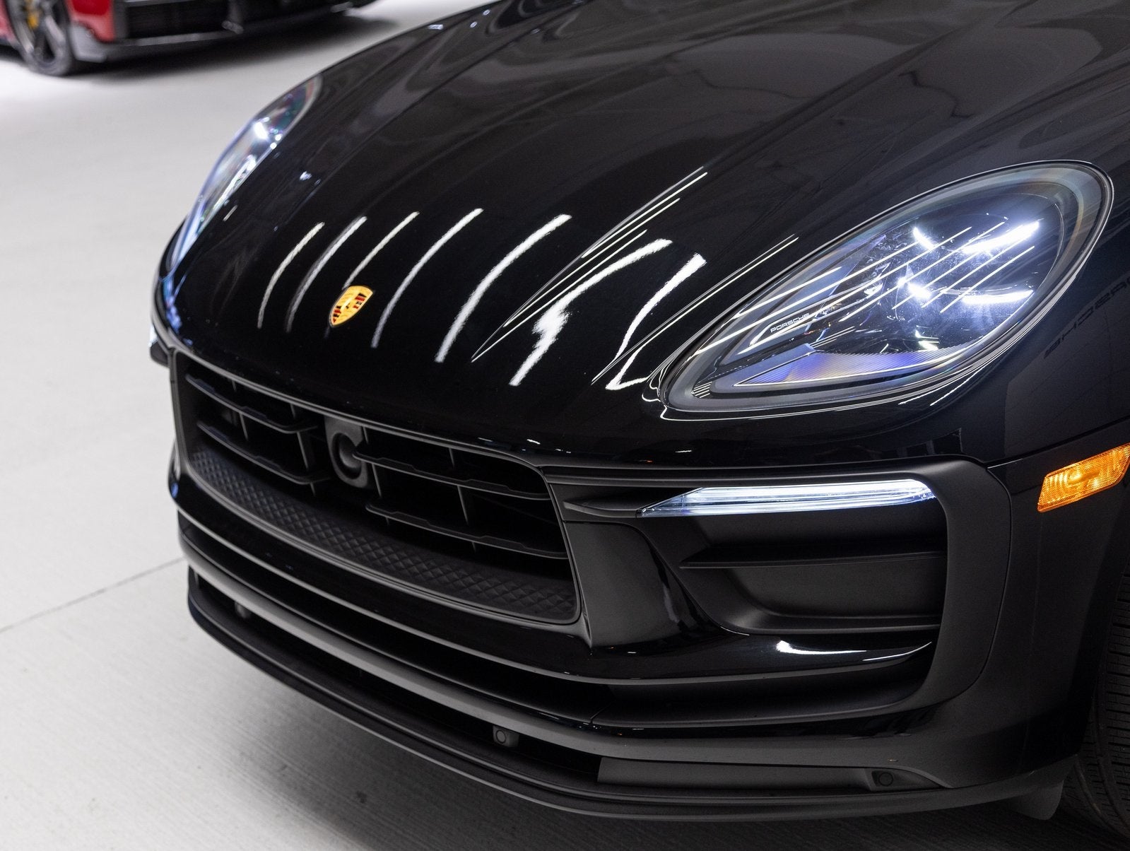 2023 Porsche Macan Macan (MY23)