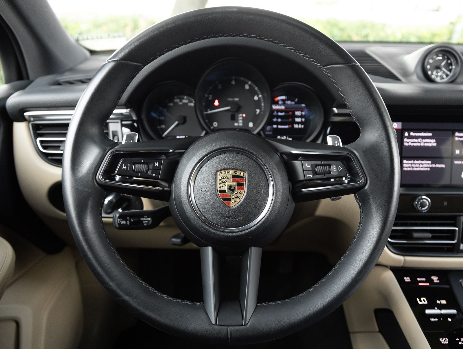 2023 Porsche Macan Macan (MY23)