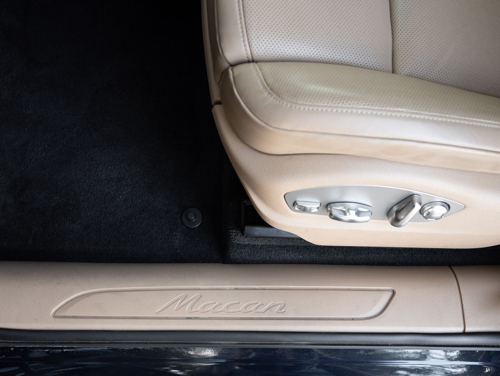 2023 Porsche Macan Macan (MY23)
