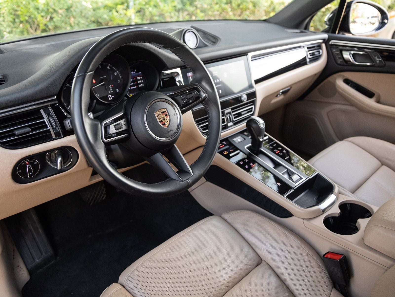 2023 Porsche Macan Macan (MY23)