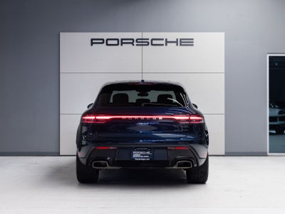 2023 Porsche Macan Macan (MY23)
