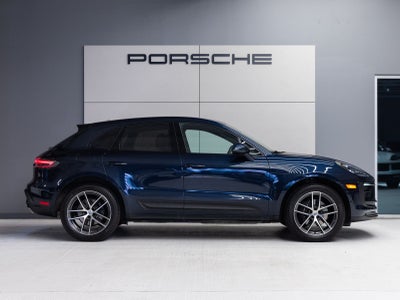 2023 Porsche Macan Macan (MY23)