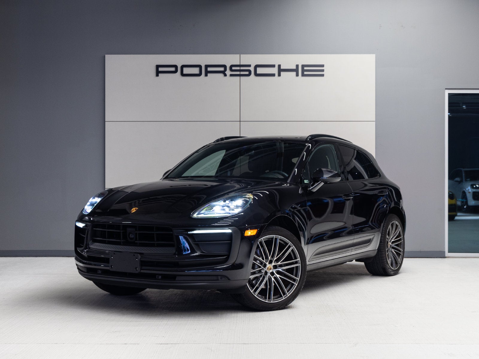 2023 Porsche Macan Macan