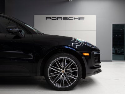 2023 Porsche Macan Macan