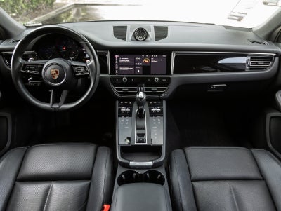 2023 Porsche Macan Macan