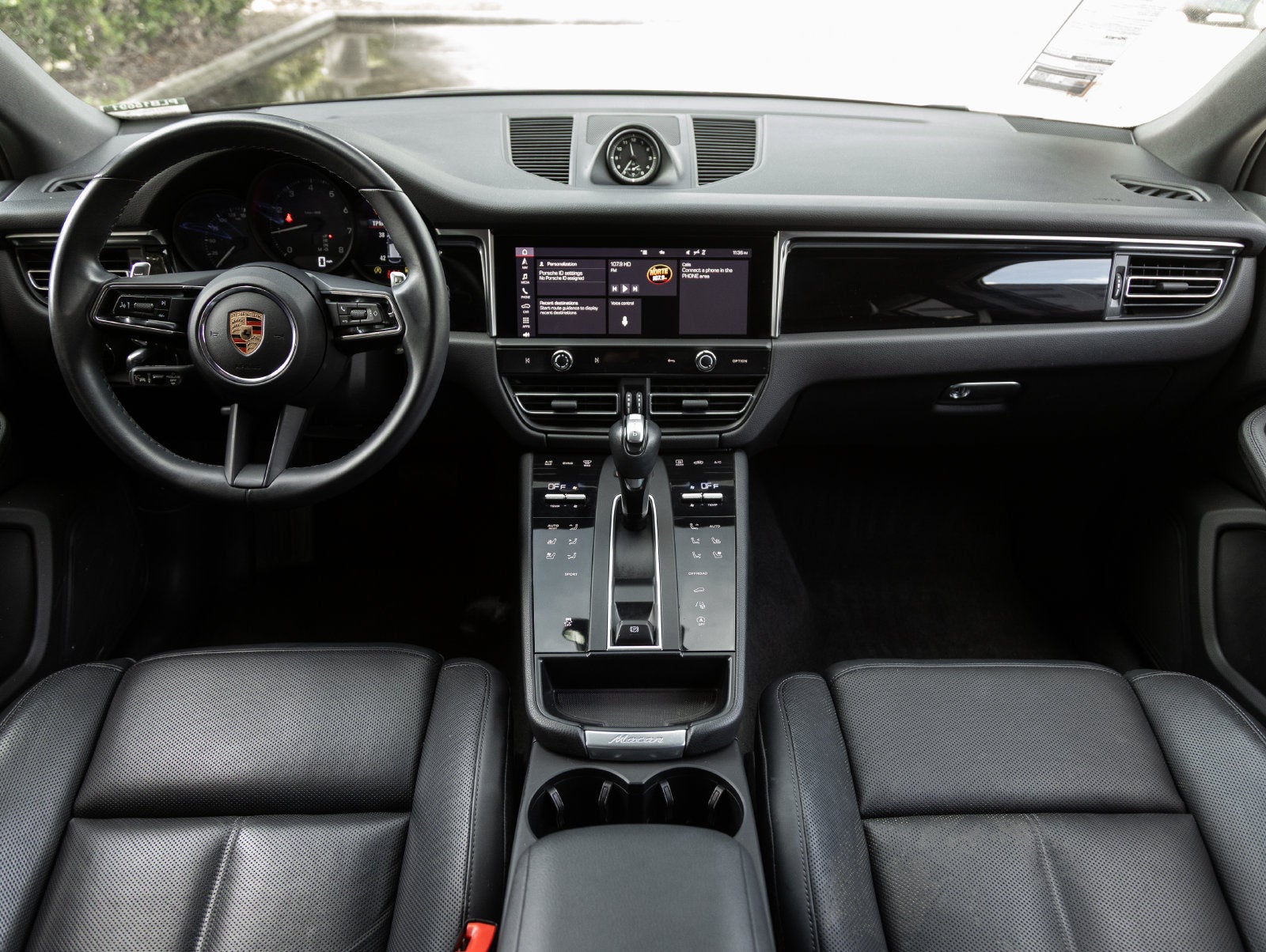 2023 Porsche Macan Macan