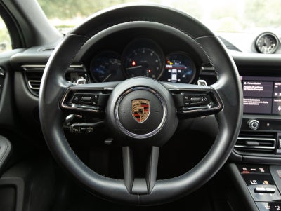 2023 Porsche Macan Macan