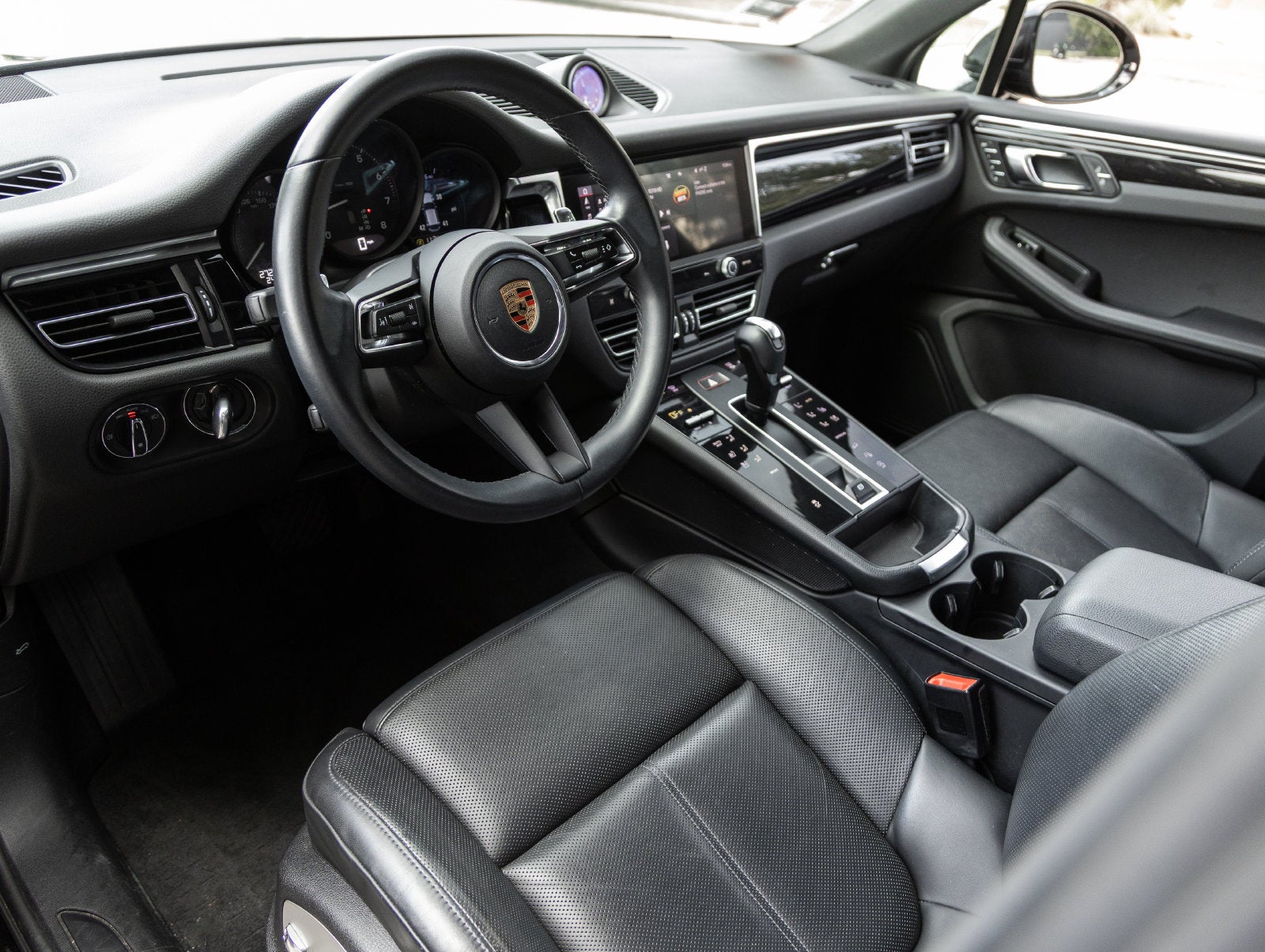2023 Porsche Macan Macan