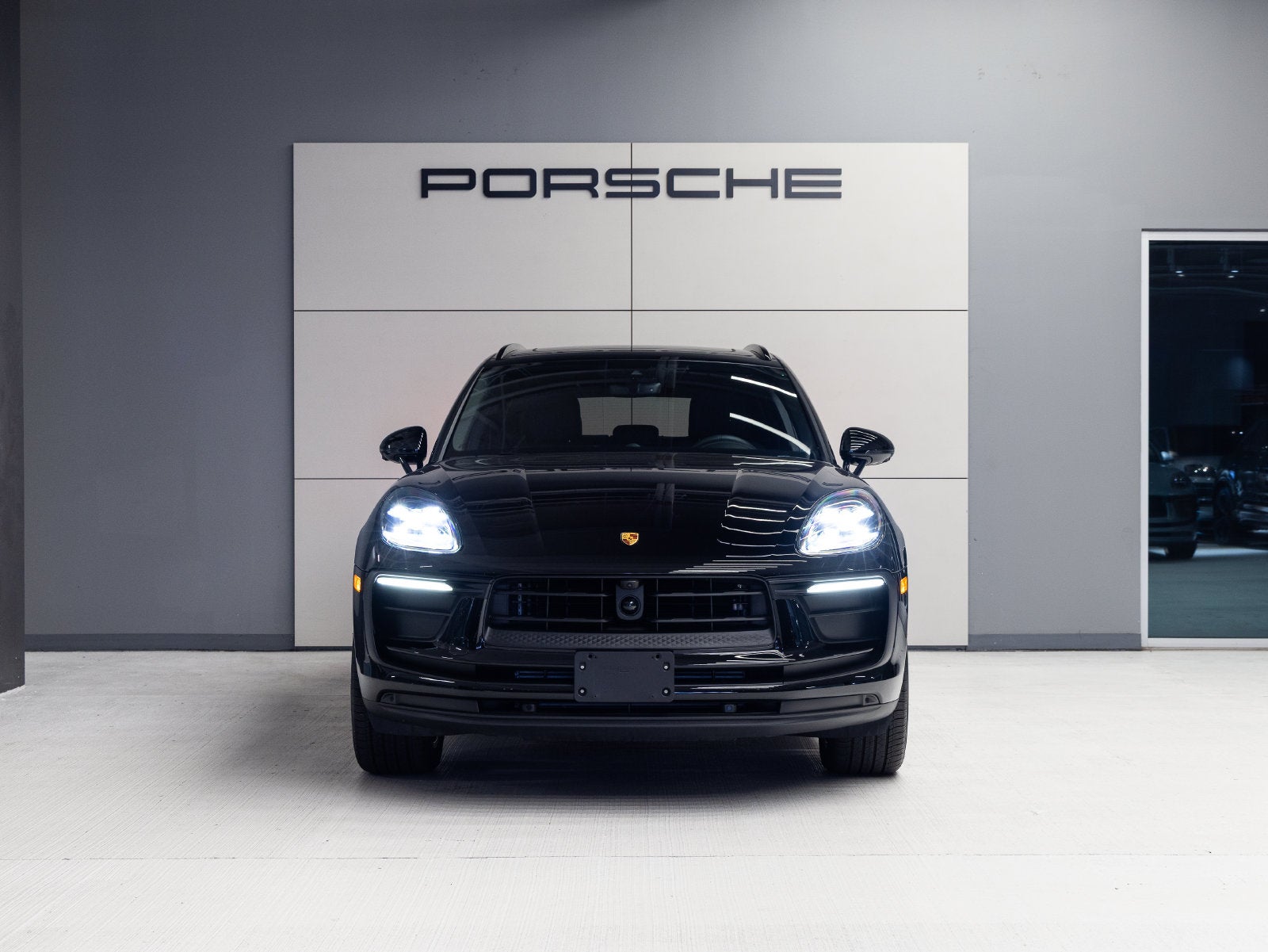 2026 Porsche Macan Macan