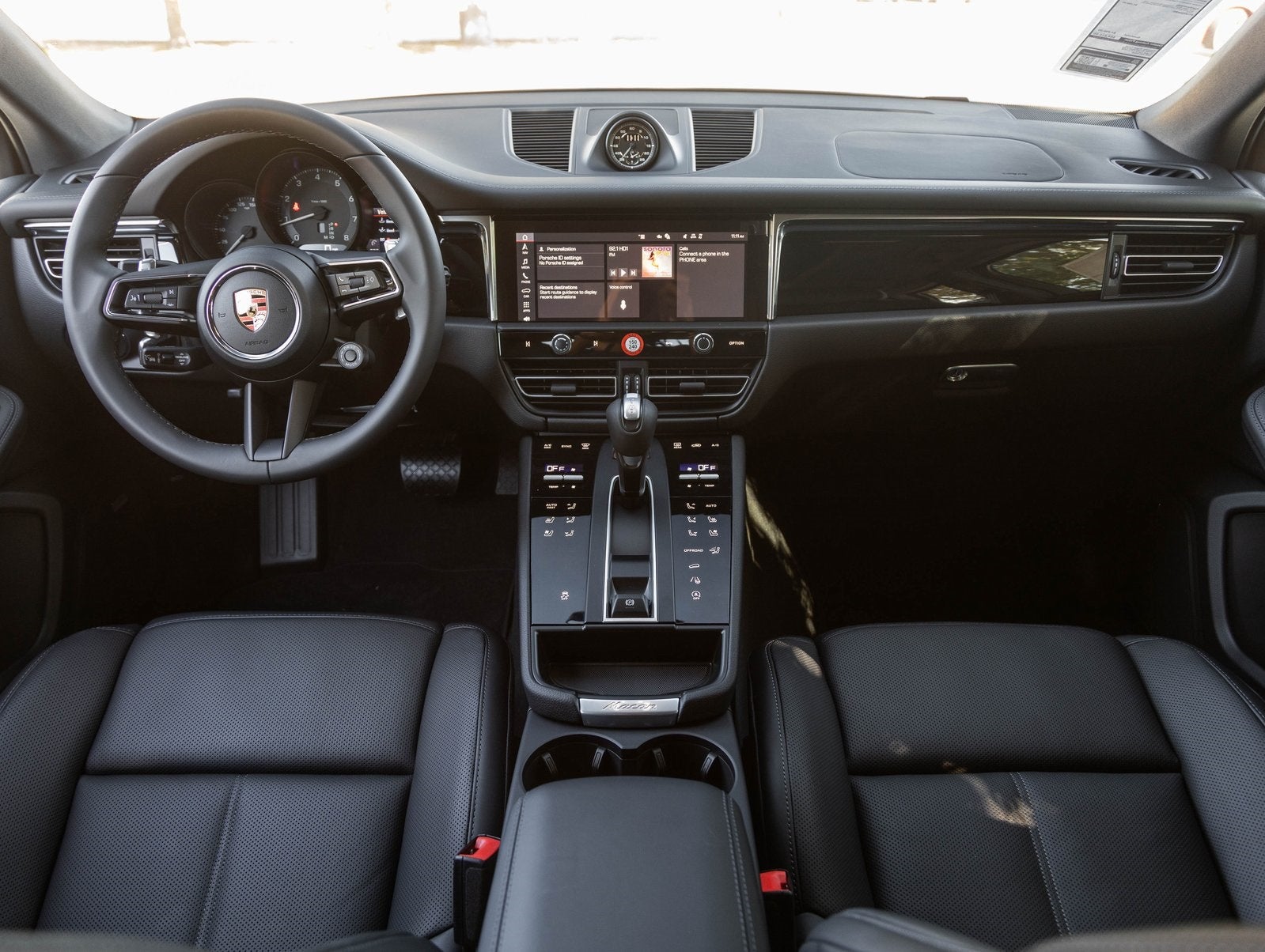 2026 Porsche Macan Macan