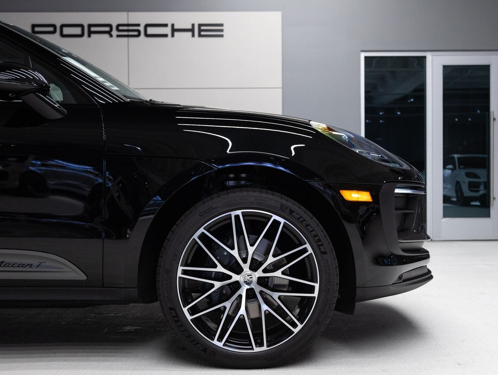 2026 Porsche Macan T