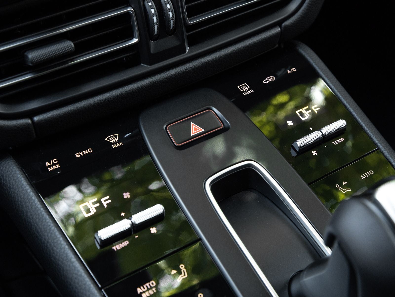 2026 Porsche Macan T