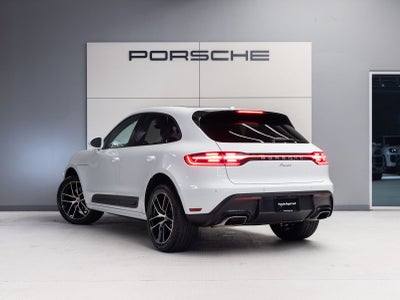 2026 Porsche Macan AWD