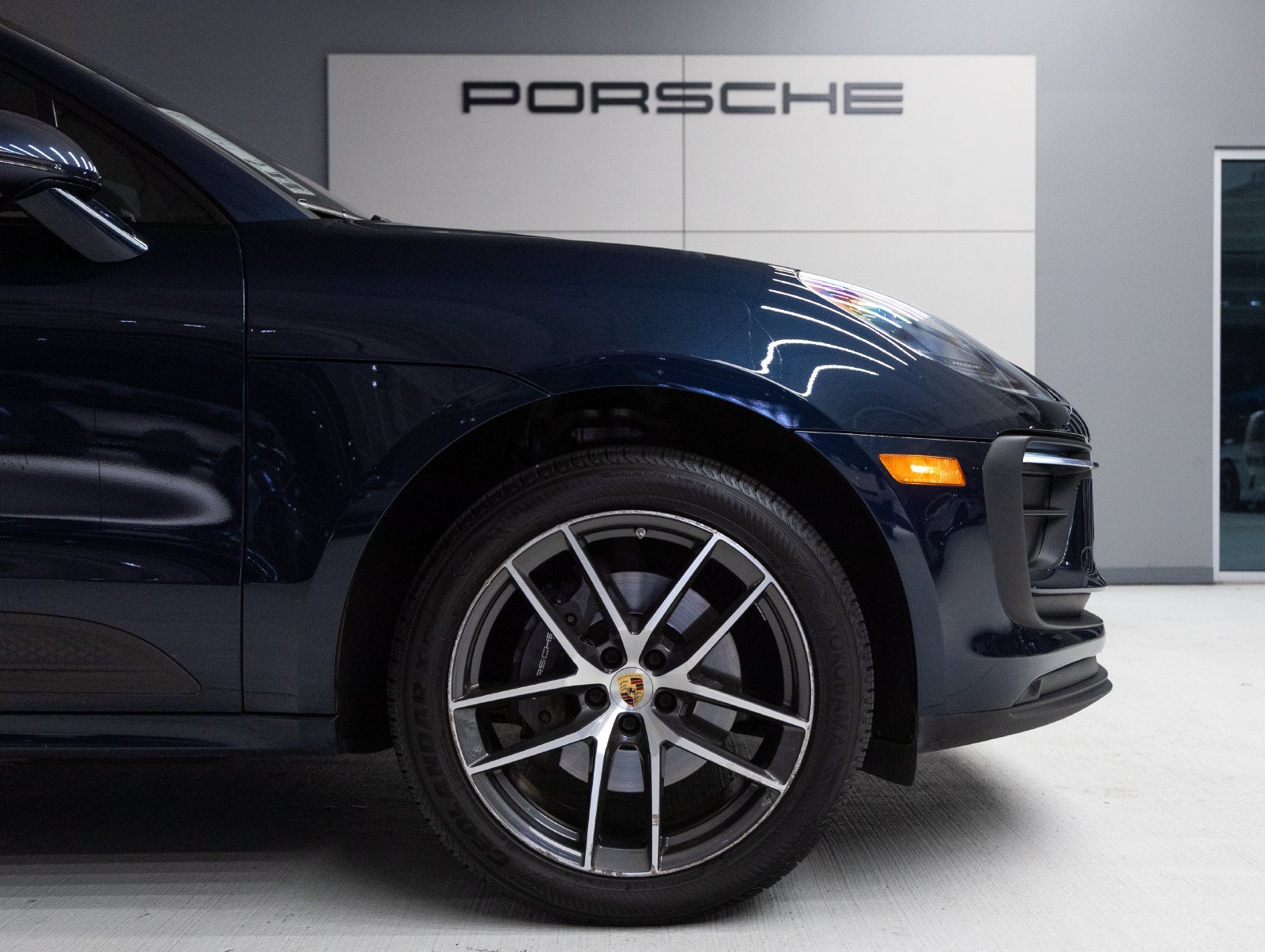 2022 Porsche Macan Macan