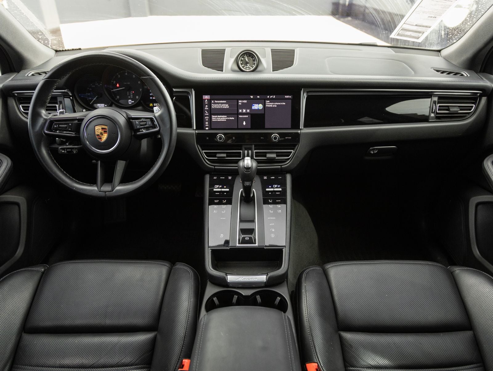 2022 Porsche Macan Macan