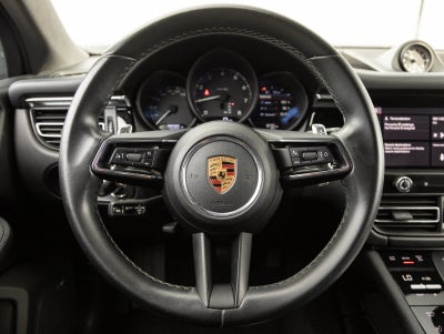 2022 Porsche Macan Macan