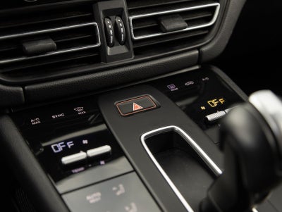2022 Porsche Macan Macan