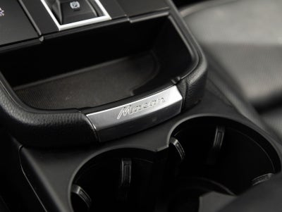 2022 Porsche Macan Macan