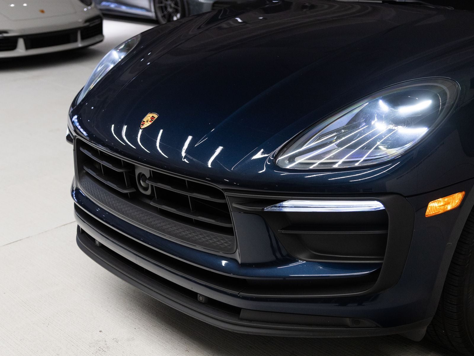 2022 Porsche Macan Macan